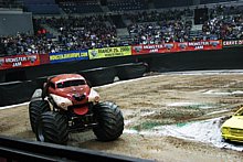 MONSTER JAM